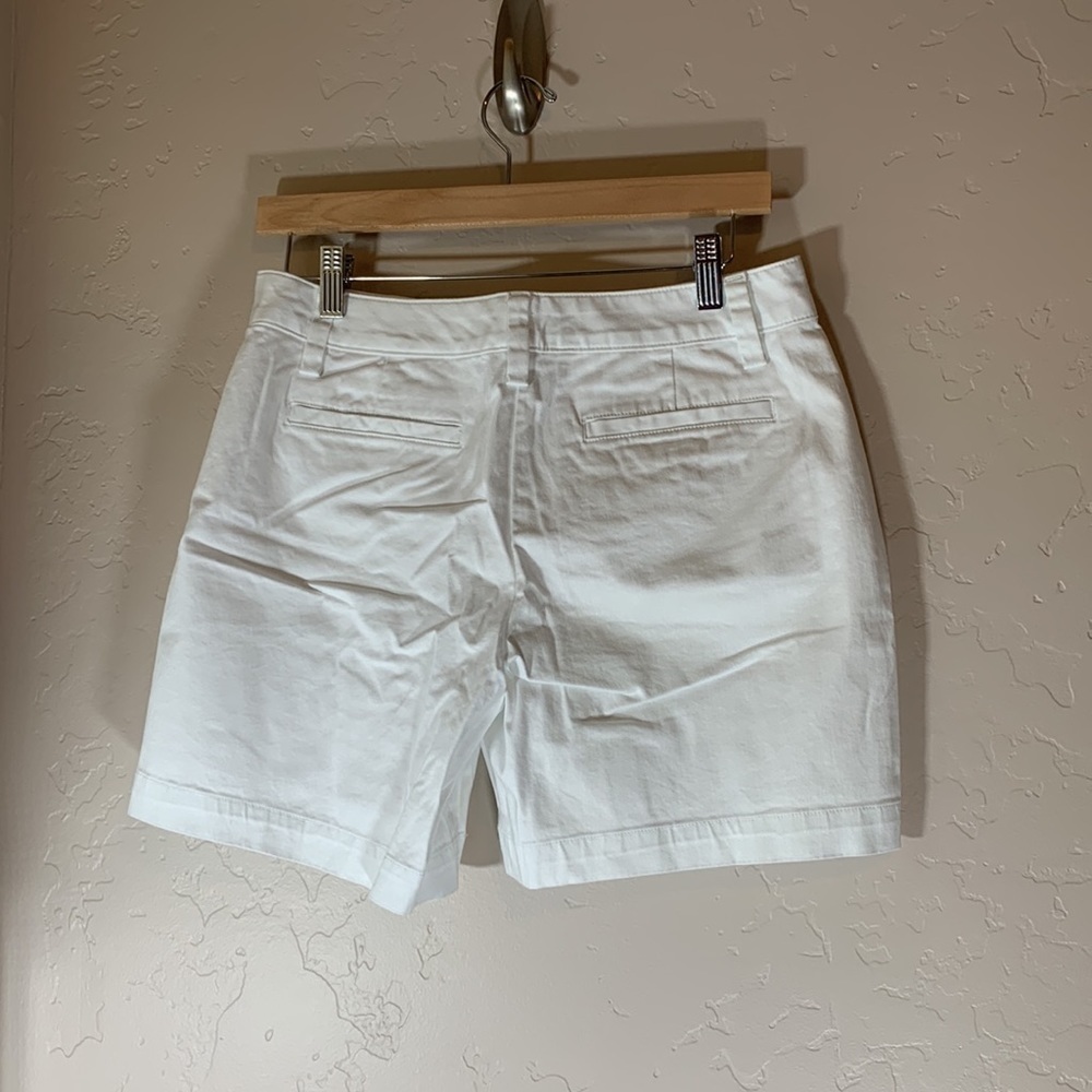 NWOT Lands' End Women Chino 7 Inch Short White Petite 4 - Picture 3 of 9